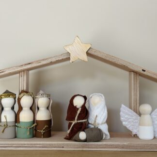 kerststal engel witte vleugels
